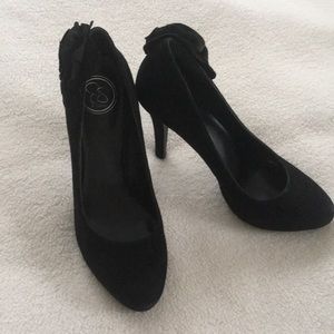 Jessica Simpson | Black Suede Heels